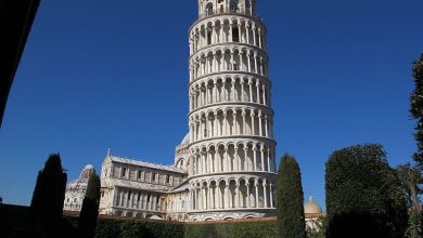 Torre di Pisa pende sempre meno. Foto Wikipedia