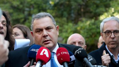 Grecia, si dimette ministro Difesa